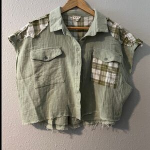 POL Green Plaid Crop Top SZ M